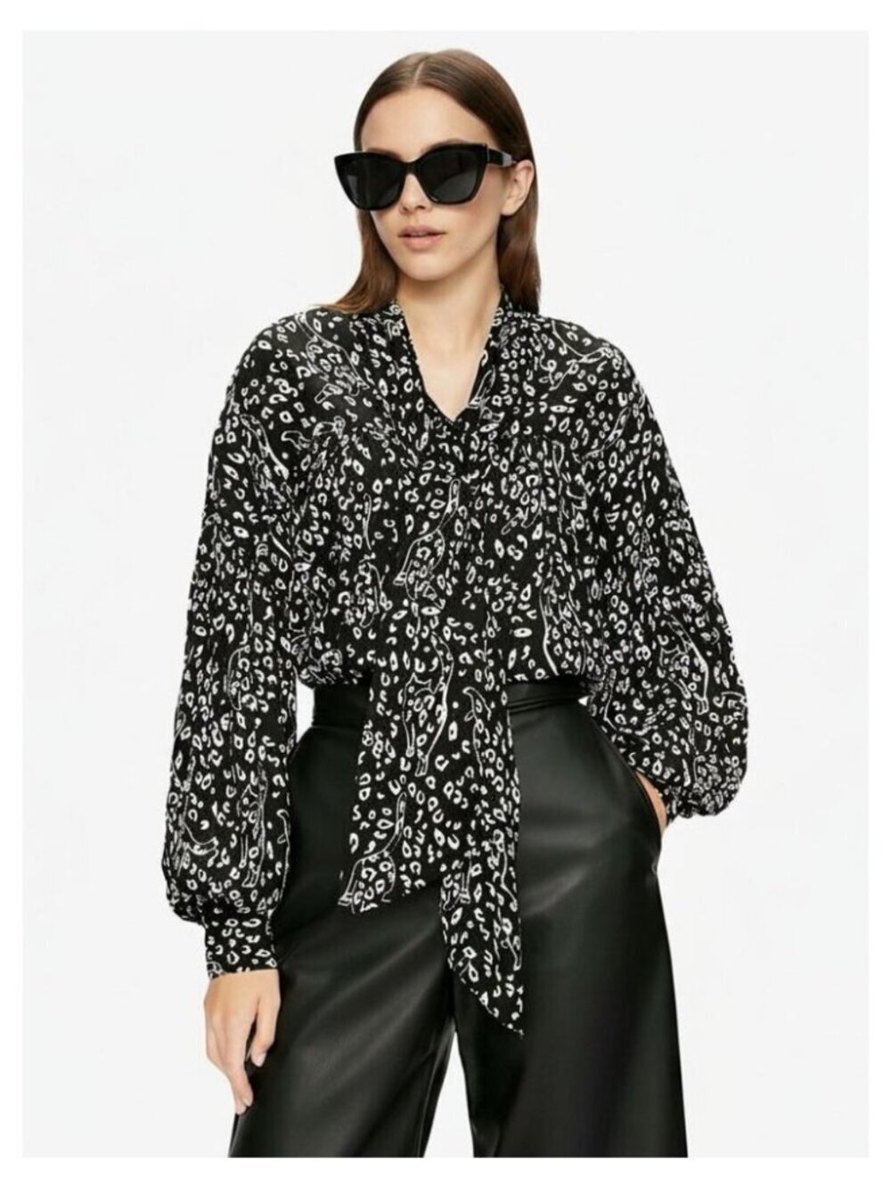 TED BAKER Gaelle Leopard-Print Bow Neck Tie Jacquard Blouse Women's Size 2